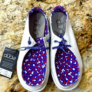 Hey Dude Wendy LEO Americana Women’s Shoes Size 6 Leopard Red White Blue USA